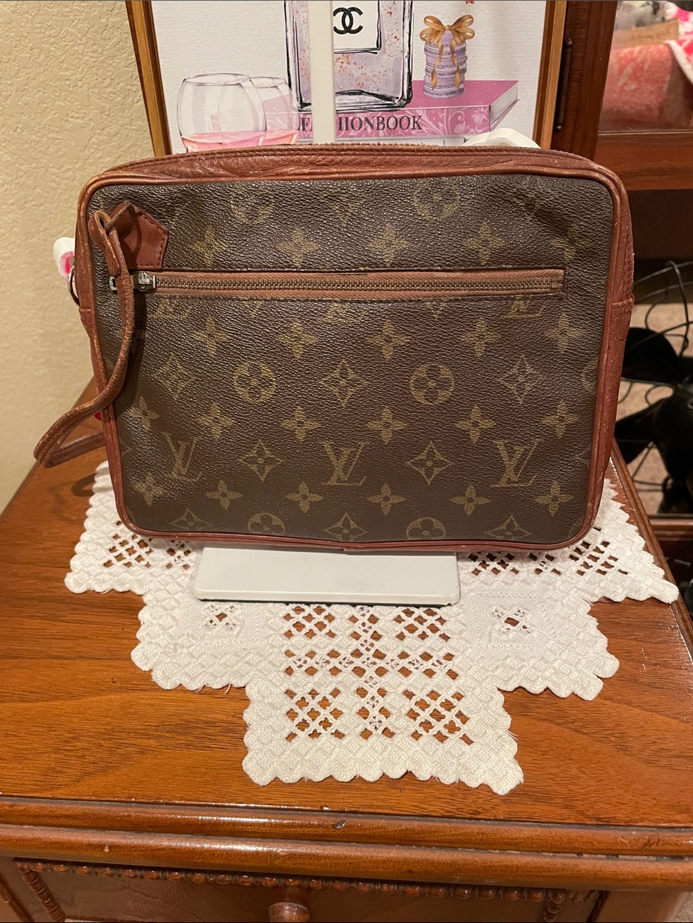 Louis Vuitton Monogram Canvas Pouch Bag in Brown Needs Work